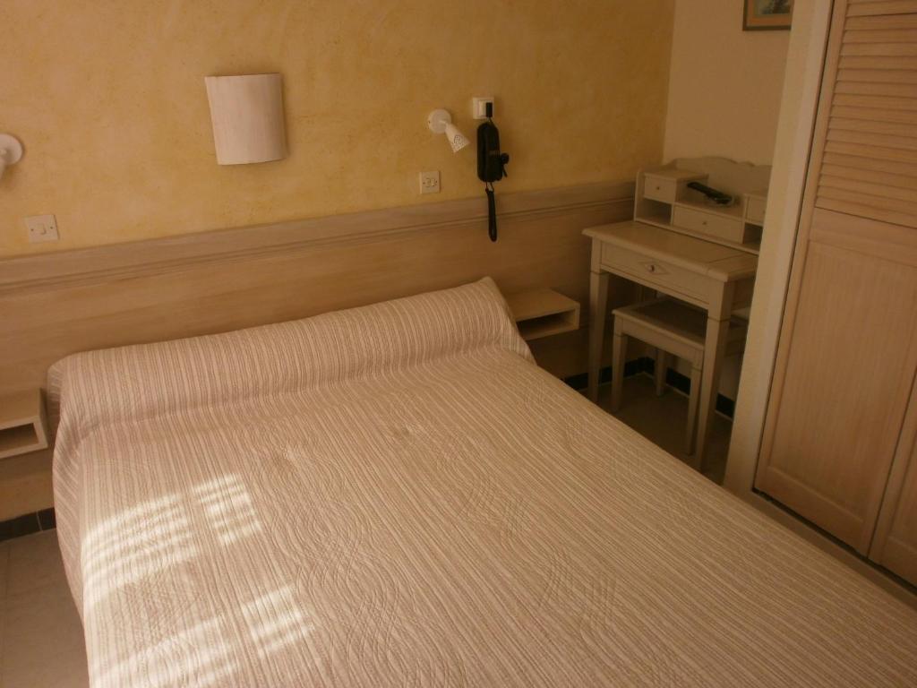 Hotel Du Parc Six-Fours-les-Plages Rom bilde